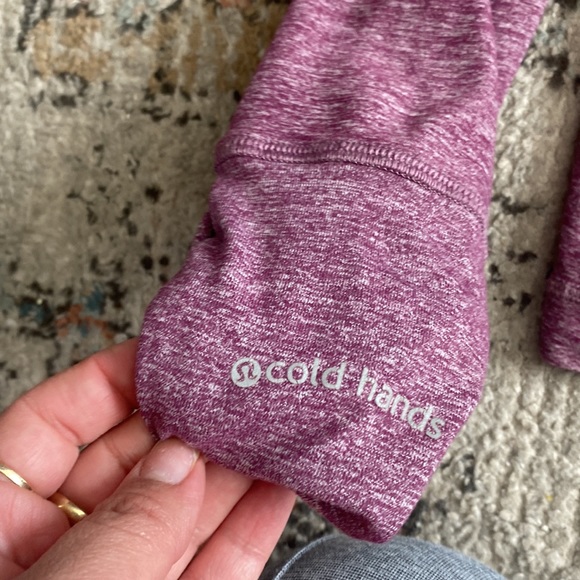 Lululemon heart out pullover sweater - Picture 9 of 9